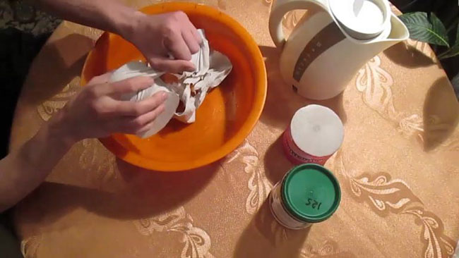 На фото изображено - Как сделать папье-маше из бумаги, рис. Шаг 1