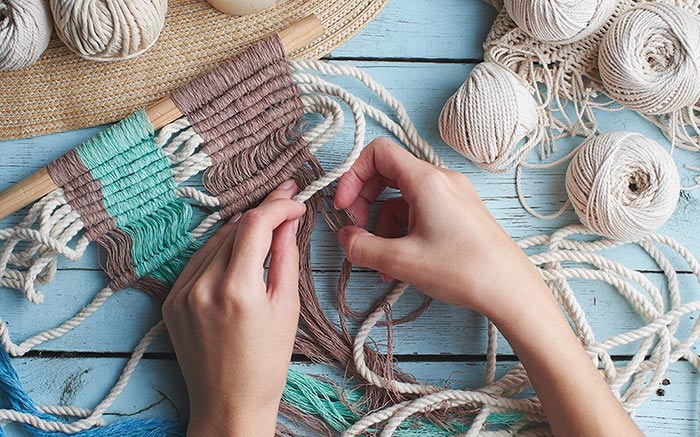 Кашпо для цветов в технике Макраме: схемы плетения и мастер-классы для начинающих