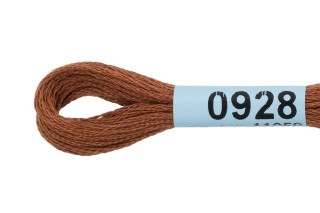 Нитки для вышивания Gamma мулине, 24 шт. по 8 м, цвет: 0928 коричневый