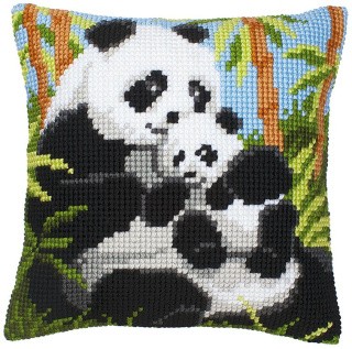 Набор для вышивания «Подушка. Панда семья»