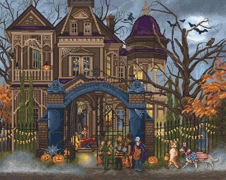 Набор для вышивания «Moonlight Manor»