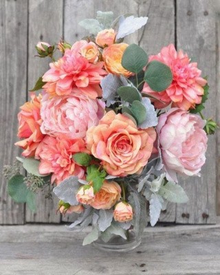 Картина по номерам «Персиковый букет» Картина по номерам «Персиковый букет»