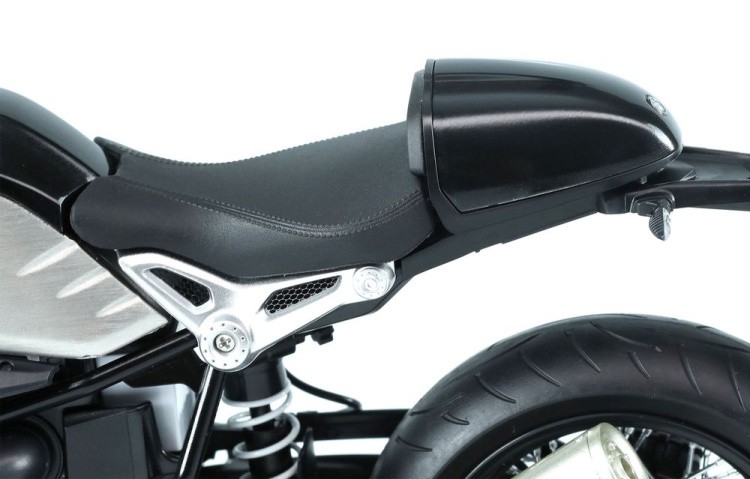 Сборная модель мотоцикла «BMW R nineT (Pre-colored Edition)», пластик, масштаб 1:9, MENG — картинка 9