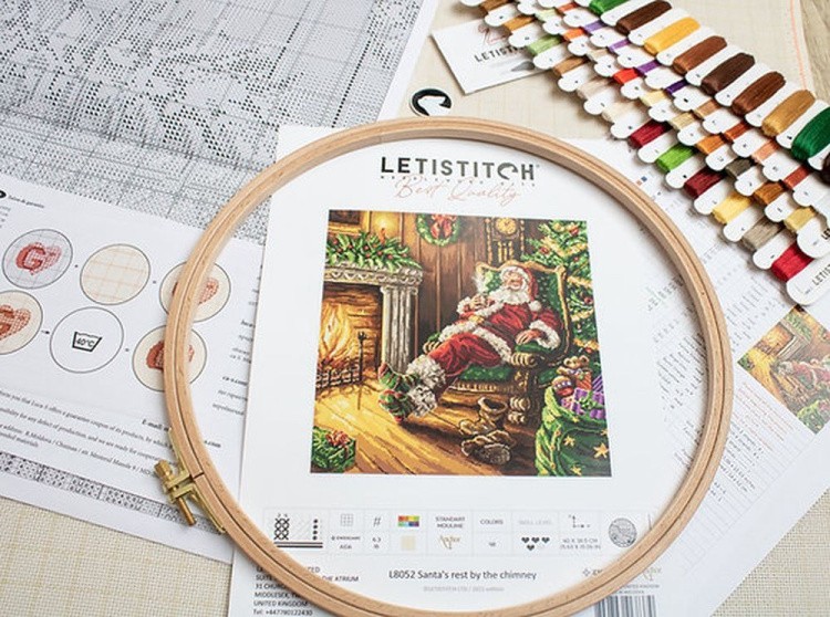 Набор для вышивания «Santa's rest by the chimney» — картинка 3