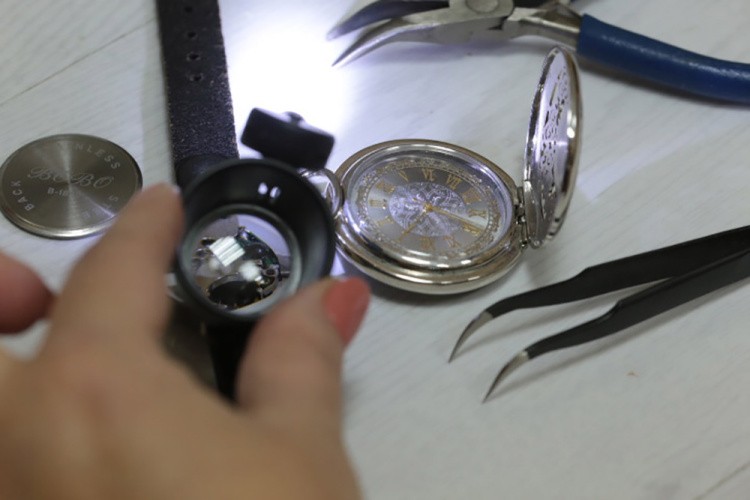 Лупа часовая с подсветкой, увеличение Х6, FERSTEL — картинка 5