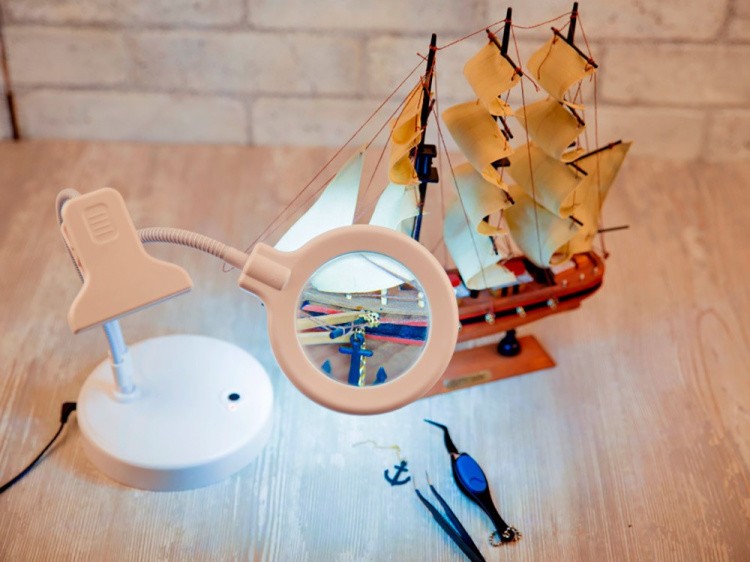 Лупа с подсветкой, с клипсой, увеличение Х2, FERSTEL — картинка 6