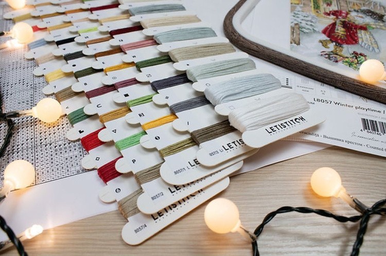 Набор для вышивания «Winter playtime» — картинка 4