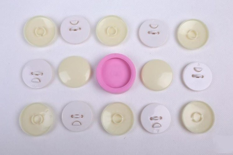 Набор для творчества «Сияющие в темноте» - Значки-Светлячки — картинка 5