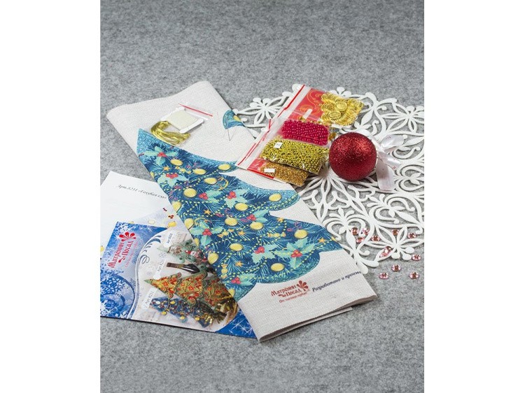 Набор для вышивания «Чехол на бутылку. Голубая ель» — картинка 2