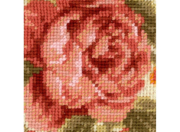 Набор для вышивания «Подушка. Вечерний сад» — картинка 4