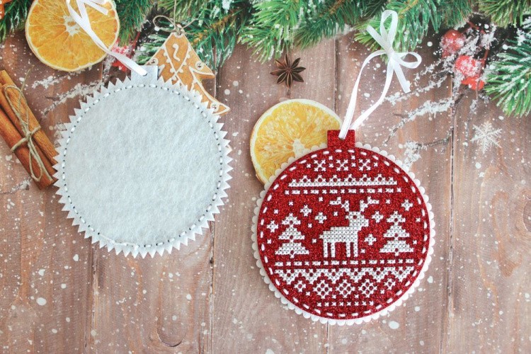 Набор для вышивания «Новогодний шар. Олень» — картинка 3