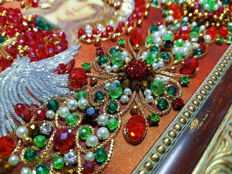 Набор вышивки хрустальными камнями «Святая Иулия» — картинка 3