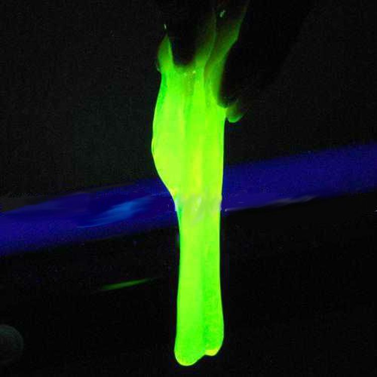 Набор Юный химик «Светящиеся червяки и лизуны» — картинка 3