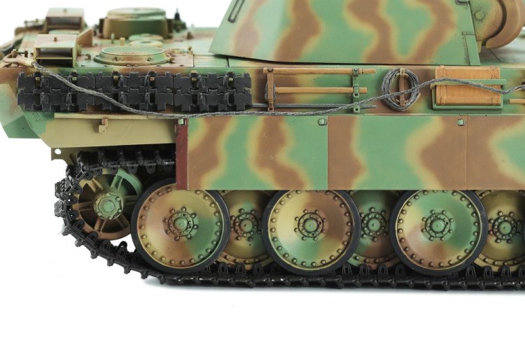 Сборная модель танка «German Medium Tank Sd.Kfz.171 Panther Ausf.G Early/Ausf.G with Air Defense Armor», пластик, масштаб 1:35, MENG — картинка 12