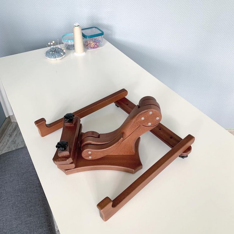 Настольный держатель для пялец «Змей Горыныч» с дополнительными лапками (тик), Дубко — картинка 2