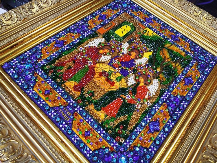 Набор вышивки хрустальными камнями «Святая Троица» — картинка 2