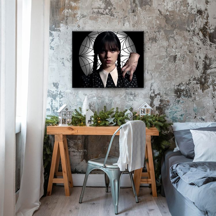 Картина по номерам «Семейка Адамс Уэндзи» — картинка 4