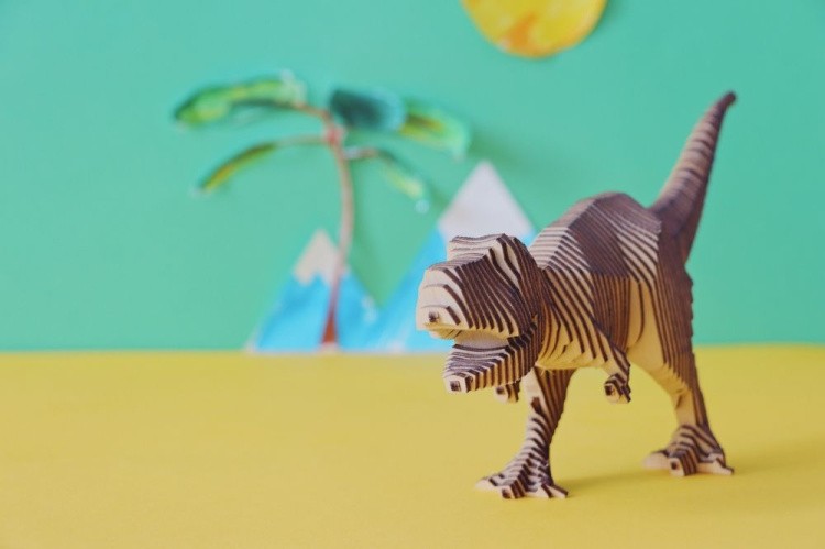 Конструктор из дерева «Тираннозавр с набором карандашей», UNIWOOD — картинка 6