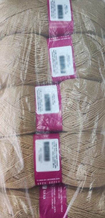 Пряжа Семеновская Lidiya quatro (17), светло-бежевый 5 шт. по 100 г — картинка 3