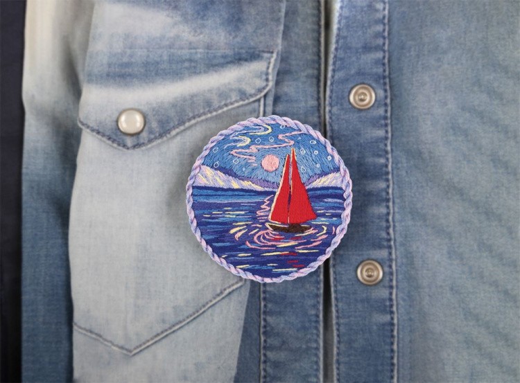 Набор для вышивания «Брошь. Парусник под луной» — картинка 2