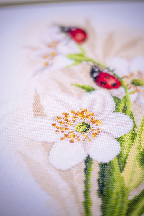 Набор для вышивания «Парад божьей коровки» — картинка 2