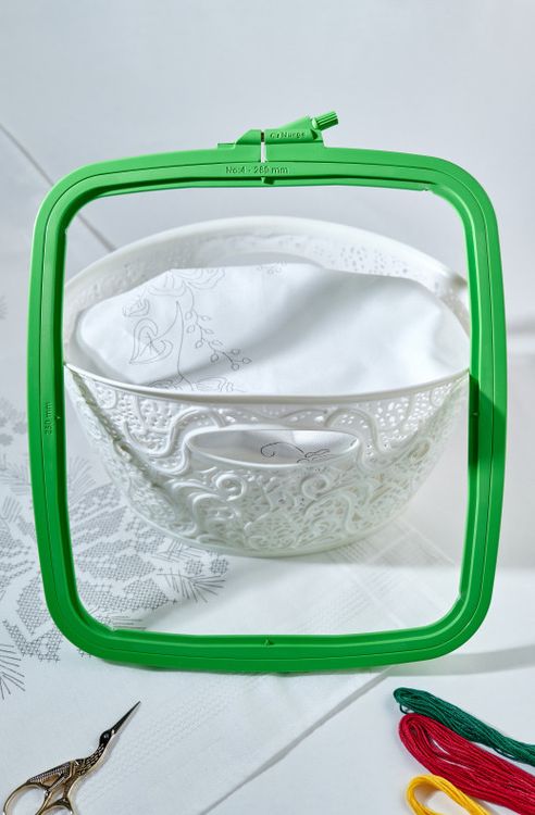 Пяльцы пластиковые квадратные с винтом №4, 25х28 см, Nurge — картинка 2