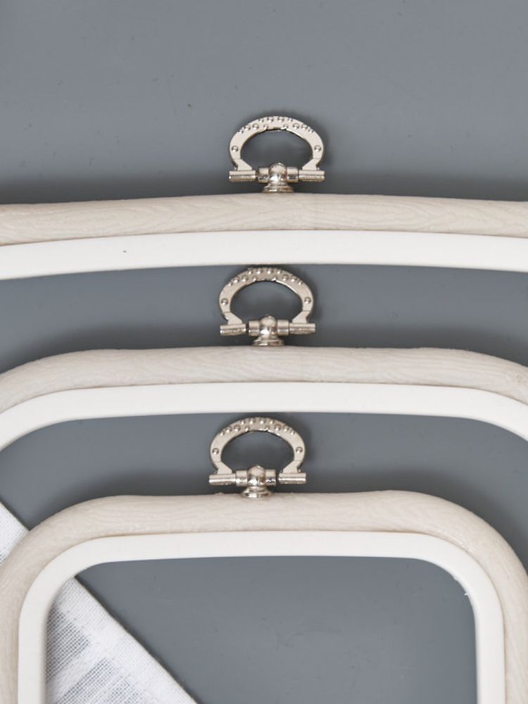 Пяльцы-рамка каучуковые 12,5х14,5 см, высота 10 мм, цвет: белый, Nurge — картинка 2