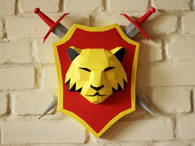 Бумажная модель для склеивания трофей «Геральдический щит» — картинка 2