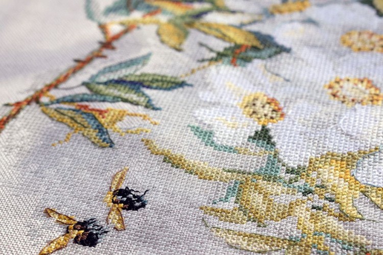 Набор для вышивания «Белый шиповник» — картинка 4