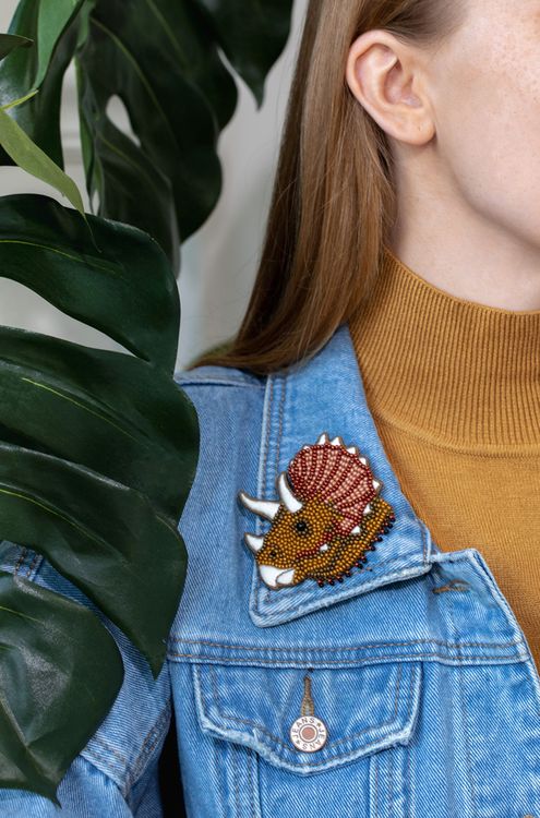 Набор для вышивания «Брошь. Трицератопс» — картинка 6