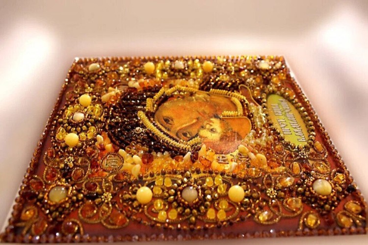 Вышивка Образа в каменьях «Богородица Владимирская» — картинка 4