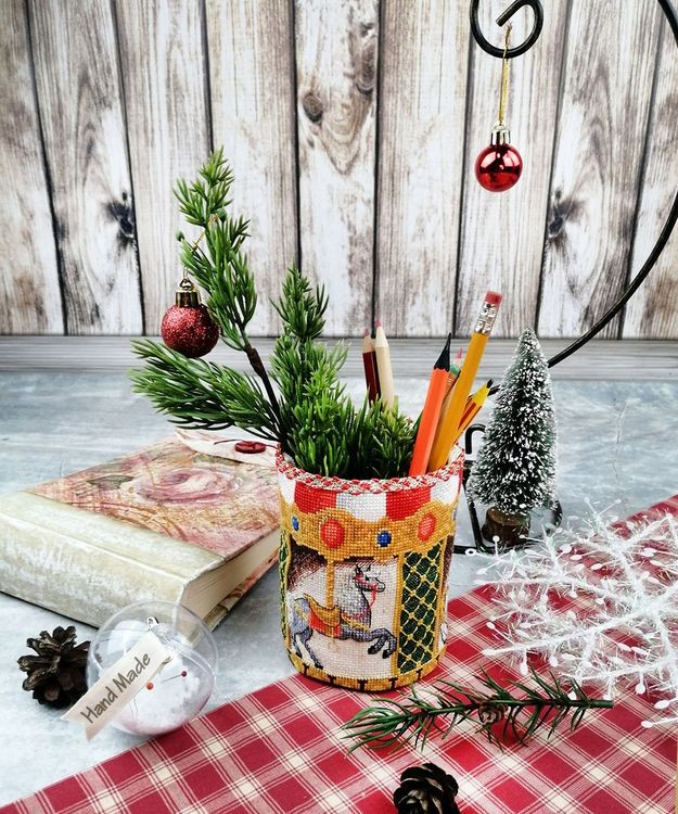 Набор для вышивания «Карандашница. Карусель» — картинка 5