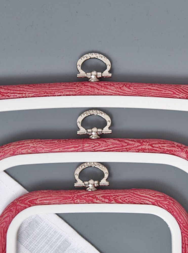 Пяльцы-рамка каучуковые 3 шт., 23х25 см, 18х20 см, 12,5х14,5 см, высота 10 мм, цвет: красный, Nurge — картинка 2