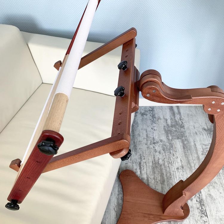 Напольный держатель для пялец «Тугарин Змей» с дополнительными лапками (тик), Дубко — картинка 2