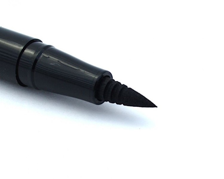 Двусторонний фломастер-кисть в блистере, кисть/круглая, тонкая, 1,2-12,5 мм, Pentel — картинка 4