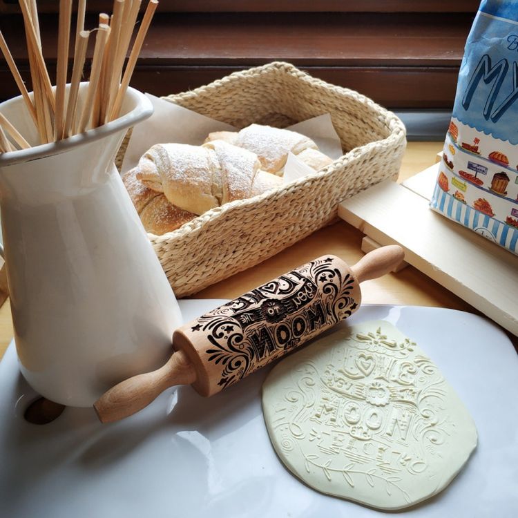 Деревянная скалка с узором «Люблю тебя до луны и обратно», Березка — картинка 2