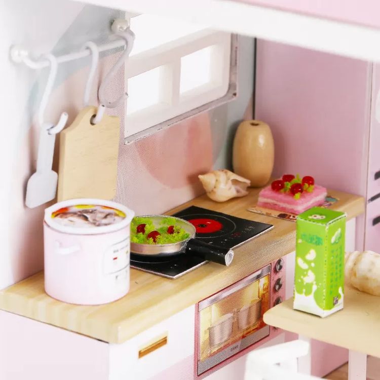 Миниатюрная сборная модель (румбокс) «Первая любовь» — картинка 4