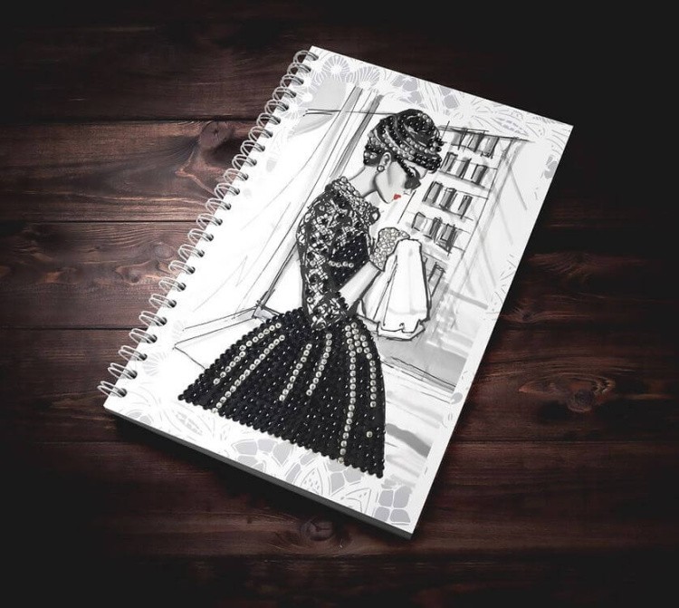 Алмазная мозаика - тетрадь «Завтрак у Тиффани» — картинка 3