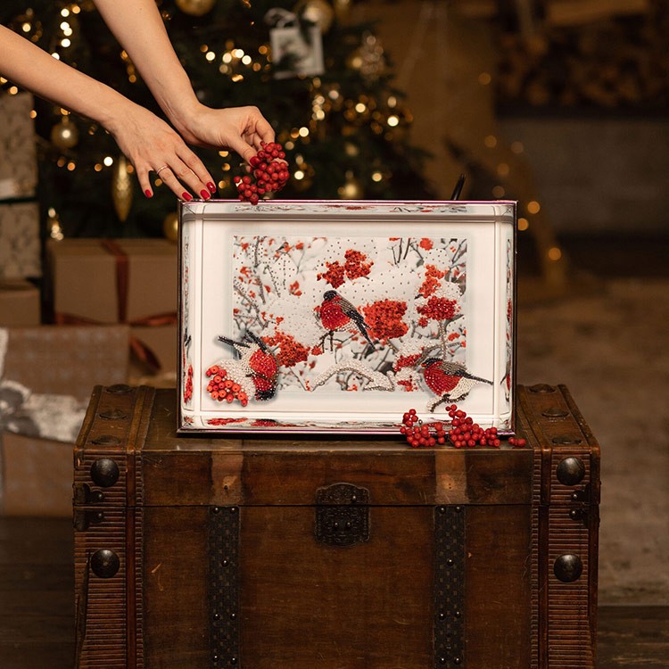 Вышивка Образа в каменьях «Снегири» — картинка 3