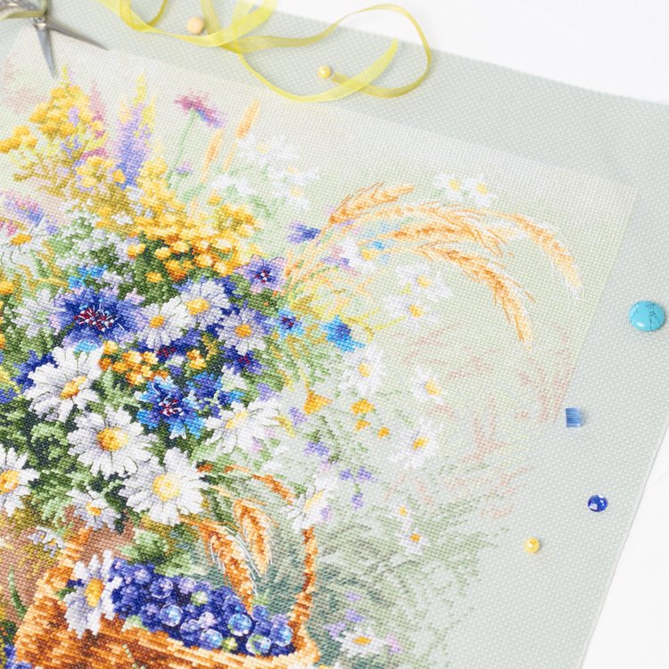 Набор для вышивания «Черничное лукошко» — картинка 3