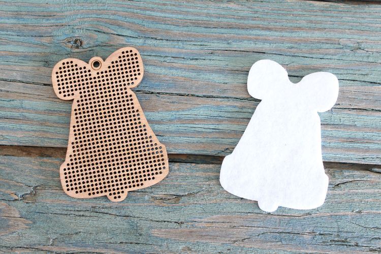 Набор для вышивания «Ёлочная игрушка. Праздничный звон» — картинка 2