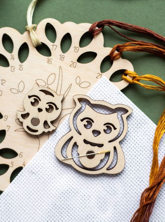 Органайзер для мулине c игольницей «Лесная история. Совушки» — картинка 5