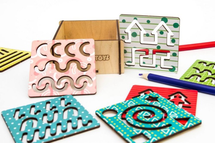 Развивающее пособие из дерева «Линейки-трафареты Милые орнаменты» — картинка 2