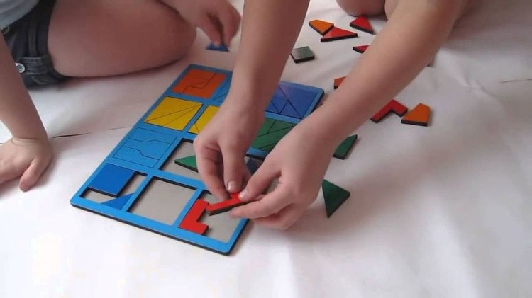 Развивающее пособие из дерева «Сложи квадрат» Б.П.Никитин 1 ур. (мини) — картинка 2