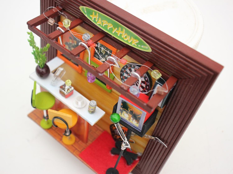 Набор для создания миниатюры (румбокс) «Рок Бар» — картинка 4