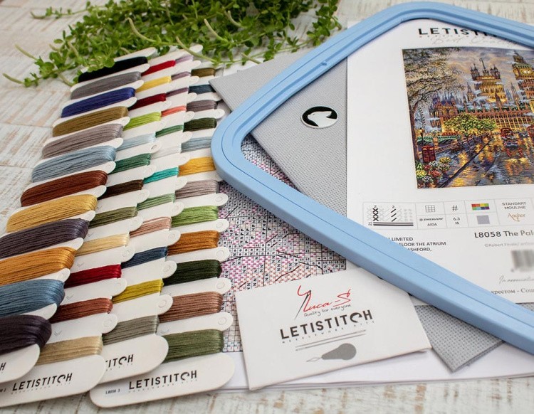 Набор для вышивания «Three Chicks with Daffodils and Egg (Три цыпленка с нарциссами и яйцом)» — картинка 7