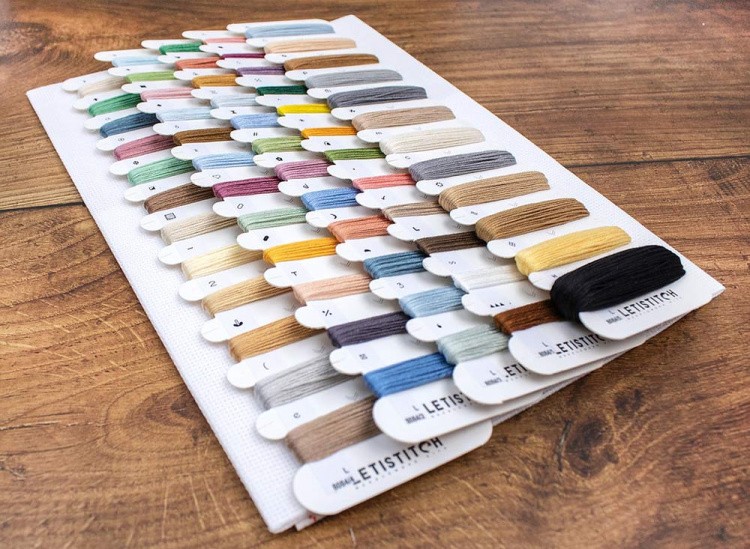 Набор для вышивания «Home Library (Домашняя библиотека)» — картинка 3