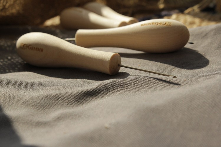 Шило сапожное с крючком, березовая ручка, в чехле — картинка 3