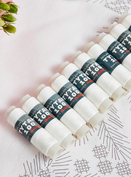 Нить для бисера Tytan 100 м белая, 1 шт. — картинка 5