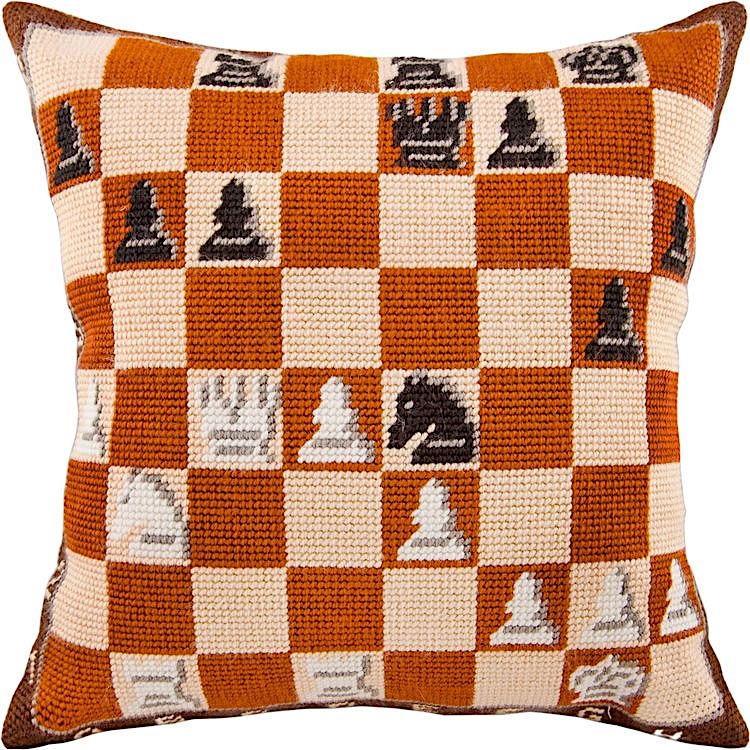 Набор для вышивания подушки «Шахматная партия», лицевая сторона, Чарівниця